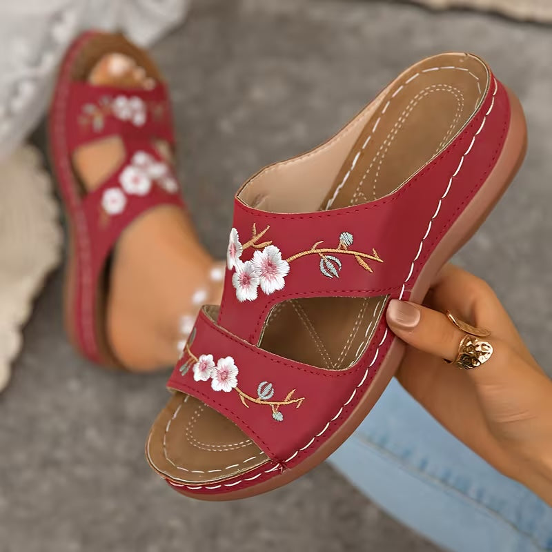 Mules Confort Brodées Fleurs — Semelle Ergonomique